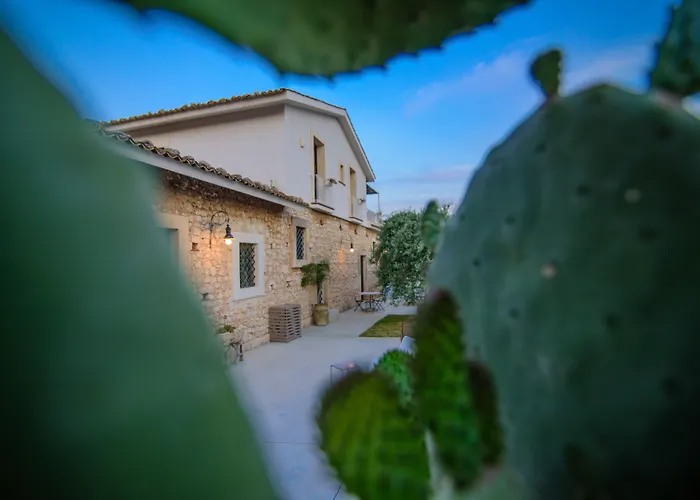 Tenuta Don Paolino Avola